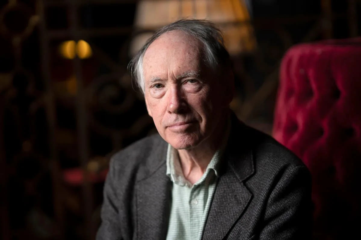 Ian McEwan y su distopía: un fragmento de 'Lo que podemos saber'
