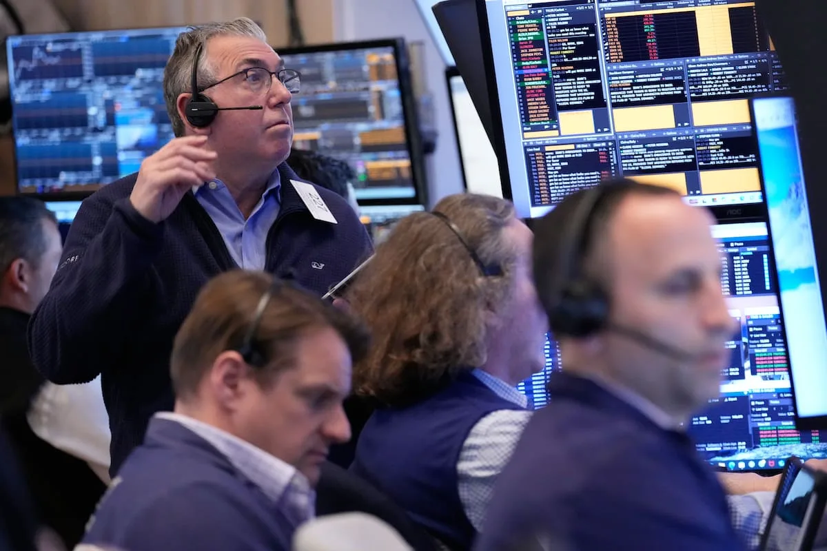 Mercados globales se relajan; la compra de reservas y el financiamiento siguen siendo la incógnita