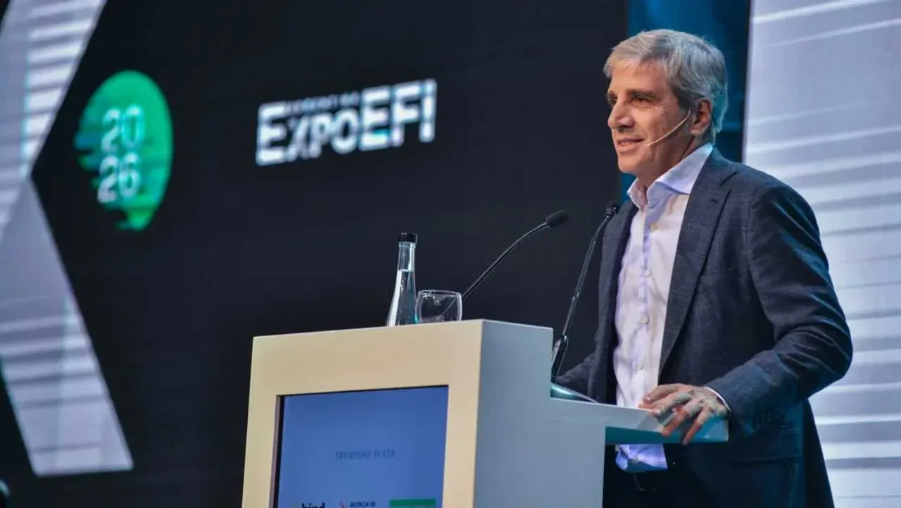 Milei acelera privatizaciones por unos US$2.000 millones: temores y preguntas abiertas