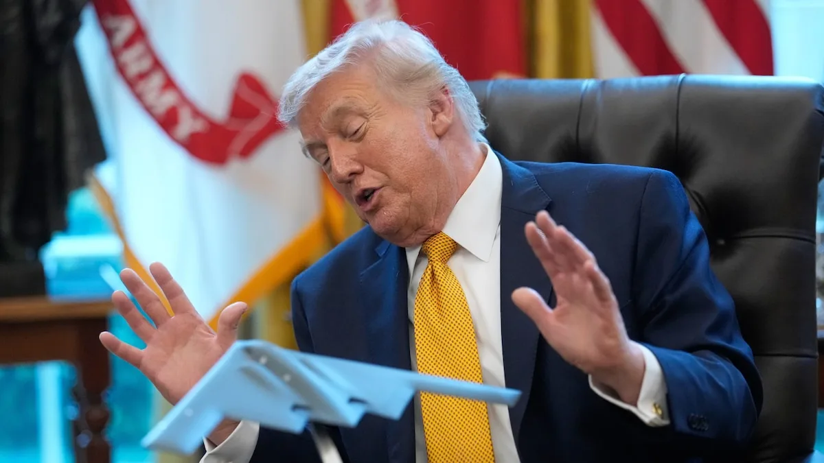 Trump dice que un expresidente le confesó que