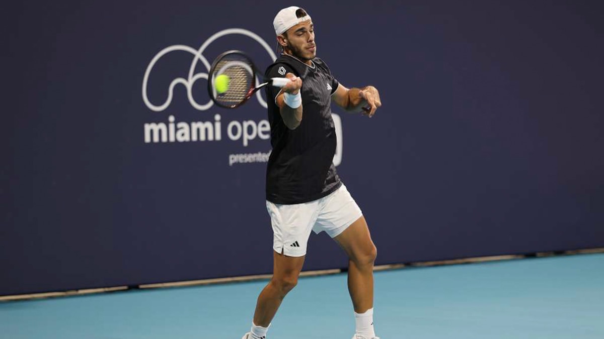 Cerúndolo avanza a cuartos en Miami tras vencer a Humbert