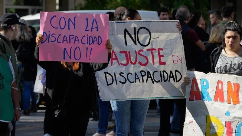 Sectores de discapacidad en Rosario rechazan proyecto nacional y llaman a movilizarse